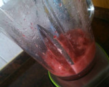 Foto del paso 2 de la receta: Batido de sandía y frambuesa 🍉🍇