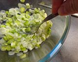 Joghurtos tavaszi saláta recept fázis 3 fotója