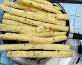 Foto langkah ke 6 dari resep Stik Kentang Keju | Potato Cheese Stick |Garing Keju Banget.