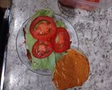 Foto del paso 11 de la receta: Hamburguesa de pechuga de pollo a la plancha con tocino