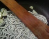 Foto del paso 3 de la receta Plumas con gulas, de mi amacho
