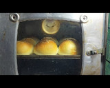 Foto langkah ke 10 dari resep Roti burger rumahan.