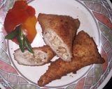 A picture of step 9 of Tasty chicken bread cone.