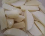 Foto langkah ke 1 dari resep Potato Wedges.