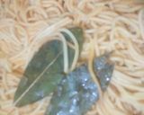 صورة لخطوة 5 من وصفة سباڨيتي بصلصة حمراء بنينة😋🍽🍴🍴