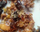 A picture of step 3 of Walnut date halwa with crunchy walnut.