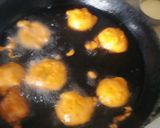 A picture of step 2 of Street style pani phulki chaat.