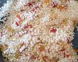 Foto del paso 2 de la receta: Arroz con merluza y almejas