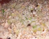 Foto del paso 4 de la receta: Nueces, puerro y crema en salsa