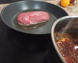 Foto del paso 5 de la receta: Magret de pato con salsa de naranja y guarnición