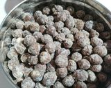 Foto del passaggio 4 della ricetta Nocciole pralinate