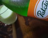 A picture of step 3 of Pakola drink.