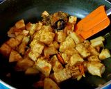 A picture of step 5 of Elephant Yam (Suran) cooked with Shrimps.