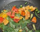 चटपटा प्याजी पोहा(chatpata pyazi poha recipe in hindi) रेसिपी चरण 3 फोटो