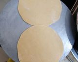 A picture of step 6 of Tuvar Stuffed Paratha.