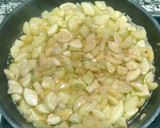 Foto del paso 2 de la receta: Calabacín con setas, salmón ahumado y gulas
