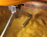 Foto del passaggio 3 della ricetta Polenta al ragù di salsiccia