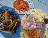 Foto langkah ke 2 dari resep Pindang Tumis Sarden.