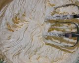 Foto langkah ke 2 dari resep Pandan Sukade Buttercake.
