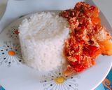 A picture of step 4 of Rice and yam scrambled egg sauce.