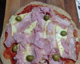 Foto del paso 8 de la receta: Pizza de harina integral esponjosa y saludable!