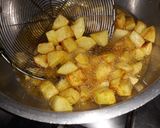A picture of step 6 of Allu Karahi.