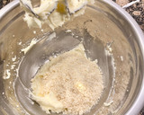 Foto del paso 3 de la receta: Tarta con peras en almíbar y crema de almendras “sin gluten “