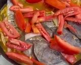 Foto del paso 6 de la receta: Sudado de cabrilla (pescado) peruano
