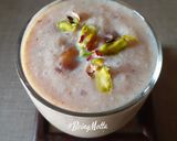 A picture of step 4 of Apple-Makhana Dates Milkshake.