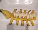 A picture of step 8 of Banana chaat decoration.