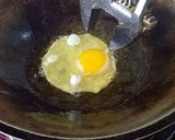 Foto langkah ke 1 dari resep Telur ceplok kuah Asam.