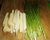 Foto del paso 6 de la receta: Corte Rib eye y espárragos con papa de guarnición