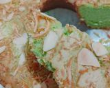 Foto langkah ke 5 dari resep Bolu jadul pandan keju almond slice.