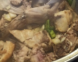 Foto del paso 5 de la receta: Conejo en salsa de chocolate