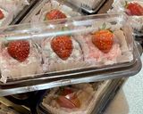 Foto langkah ke 5 dari resep #43 Strawberry Mochi.