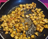 Foto del paso 3 de la receta: Lomo al ajillo con patatas y pimientos