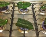 Foto del paso 1 de la receta: Rajas con crema y queso