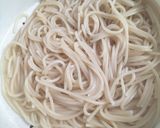 Foto langkah ke 1 dari resep Spaghetti Aglio Olio.