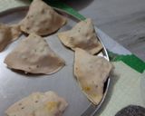 સમોસા (Samosa Recipe In Gujarati) રેસીપી સ્ટેપ4ફોટો