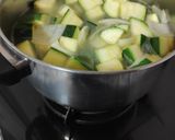 Foto del paso 3 de la receta: Crema de Calabacín
