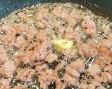 Foto del paso 1 de la receta Fettuccine a la crema de salchichas con Parmesano