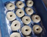 Foto langkah ke 4 dari resep Donat Gula Susu.