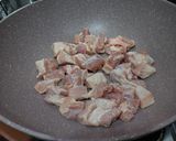 A picture of step 2 of Chinese Sweet and Sour Pork 糖醋排骨.