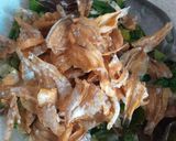 Foto langkah ke 5 dari resep Ikan Asin Cabe Ijo.