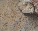 வறுத்த கோதுமை மாவு புட்டு ரெசிபி ஸ்டேப் 2 புகைப்படம்