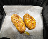 Foto del paso 1 de la receta: Patatas Hasselback en airfryer