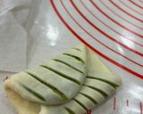 Hình bước làm 5 của món Bánh Mì Trà Xanh Matcha