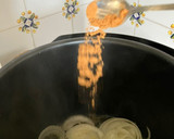 Foto del paso 2 de la receta: Guisado con confit de pato y especias Sabor Cookpad