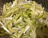 櫻花蝦清炒韭黃的食譜步驟1照片