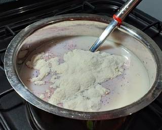 Puding Yogurt Warna Warni - Step 1